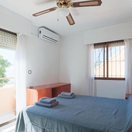 Cozy Home In Los Alcazares With Kitchen 洛斯纳雷霍斯 外观 照片